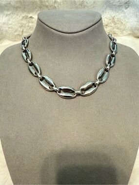 Unode50 necklace